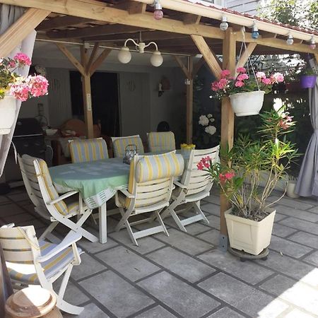 Gite Et Chambre D'Hote Saint Jacques Loches Exterior foto